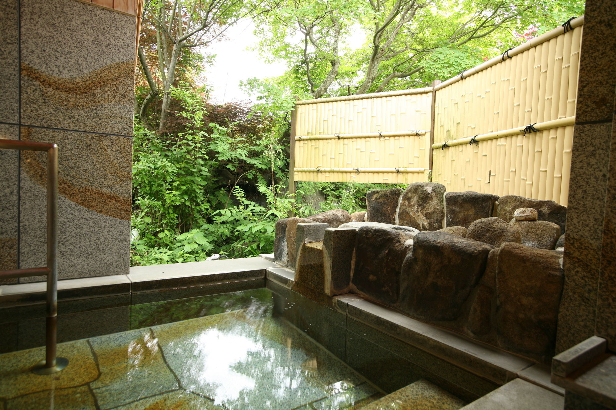 Ryokan Kutsuroginoya Yuu Takayama  Exterior foto